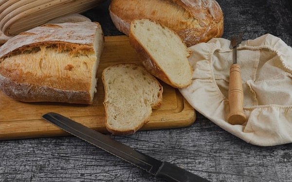 Quelle quantité de pain par personne pour un repas réussi ?
